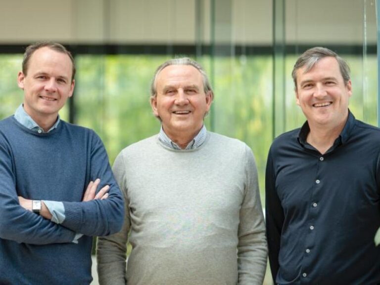 « Tout a commencé avec quelques outils et brouettes dans un garage… il y a 50 ans »